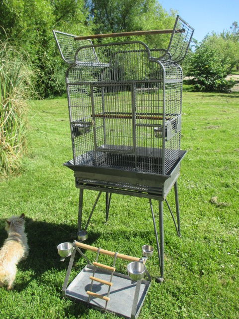 cage pour perroquet ou grande perruche 70 18340 Levet