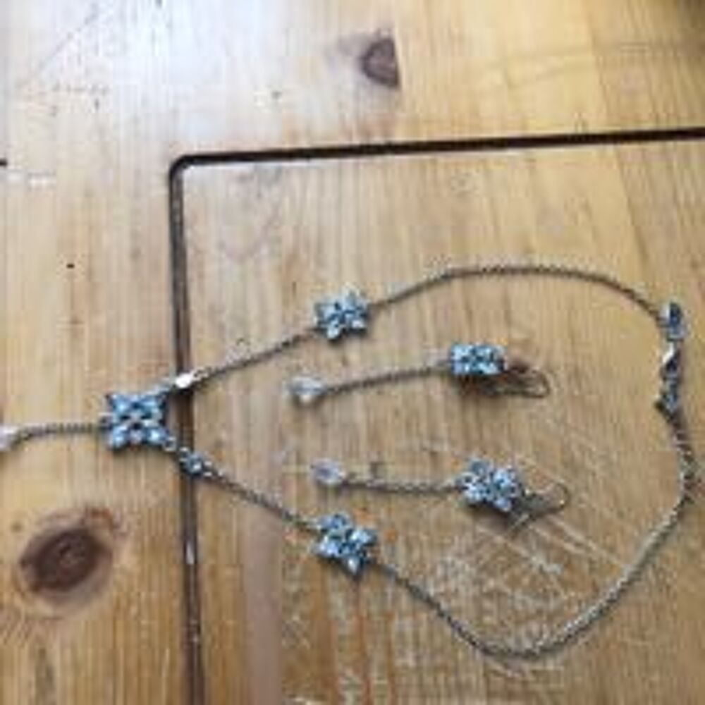 vends Bijoux et montres
