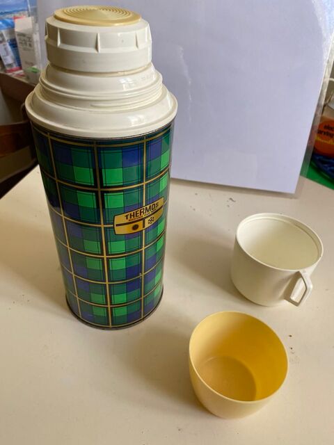 Tr�s beau TERMOS ancien 22 Courbevoie (92)