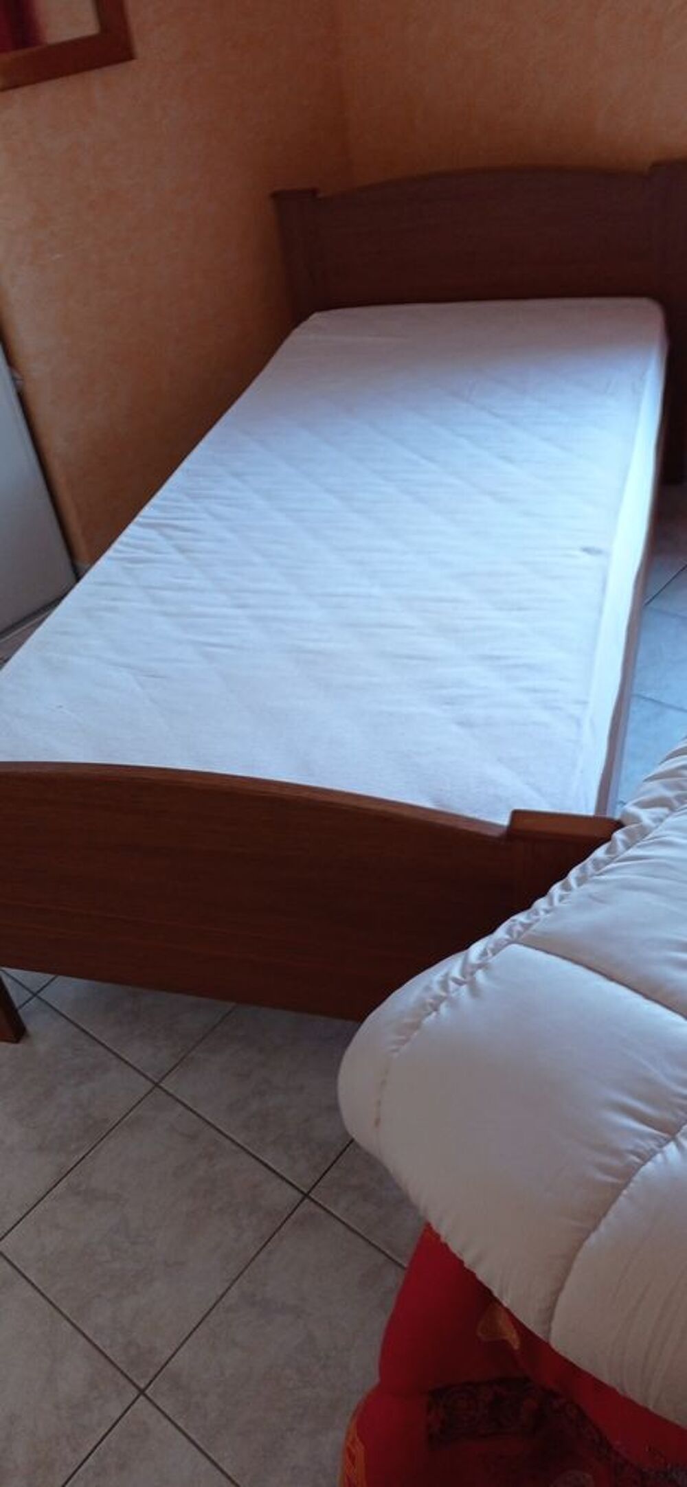 LIT + MATELAS 90x190 Meubles