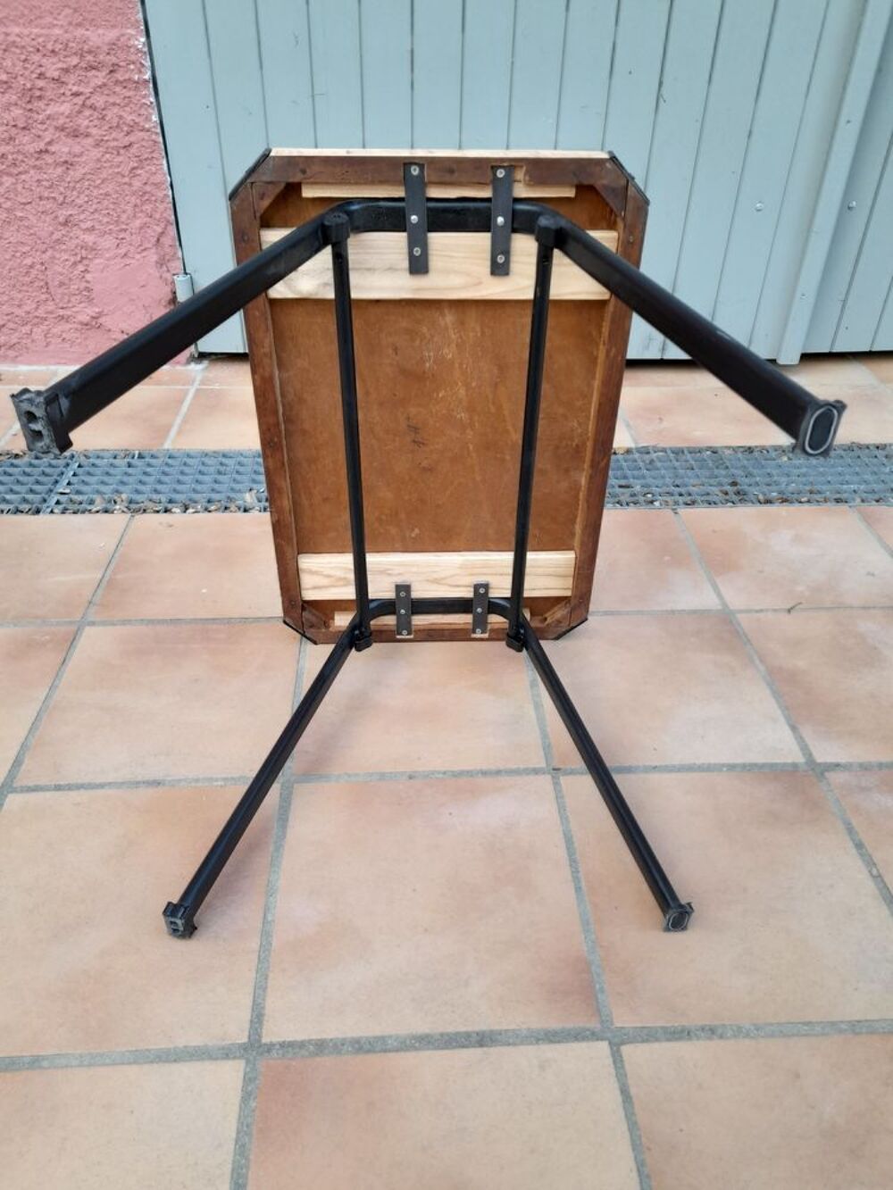 1 table basse Art d&eacute;co industriel Meubles