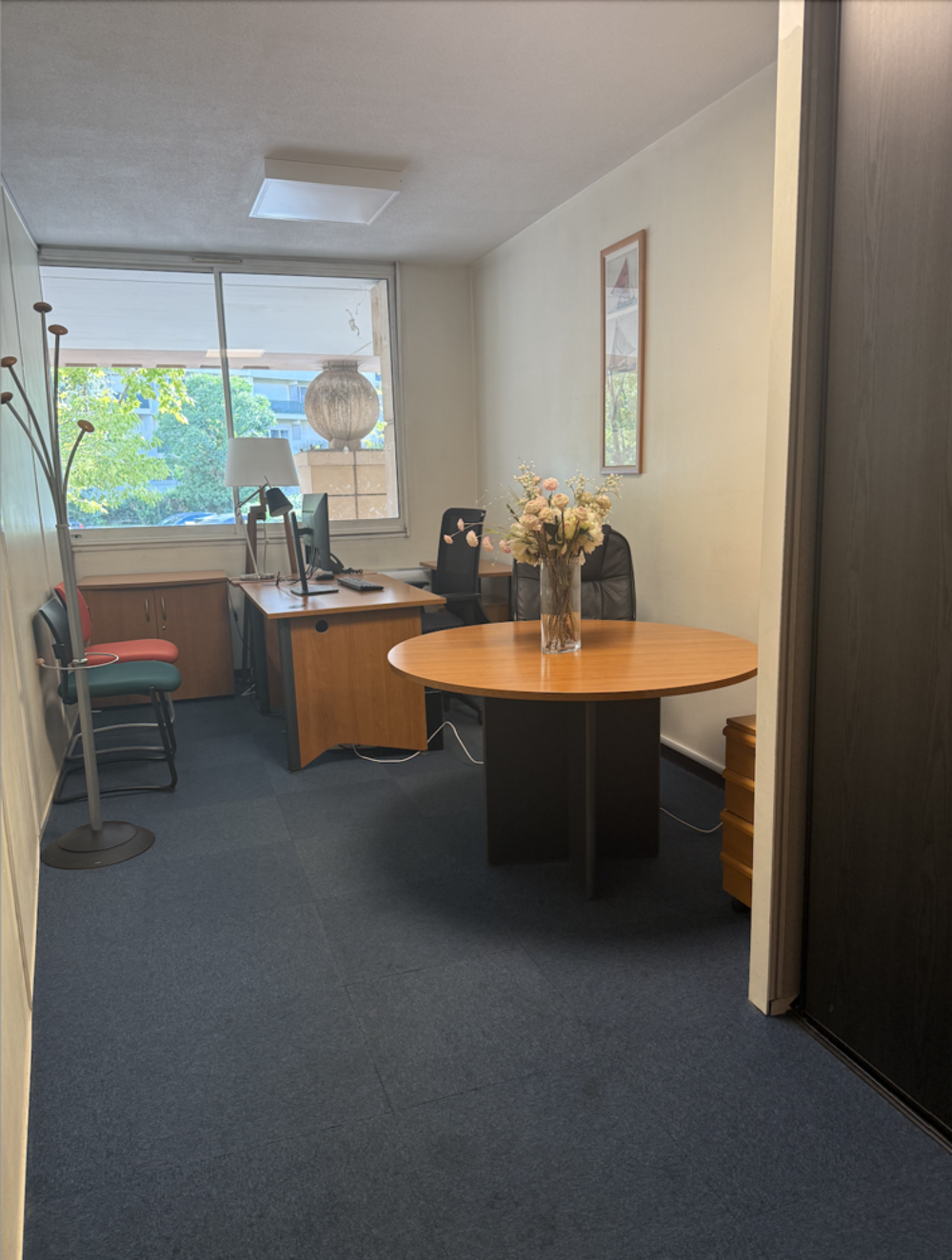 Location Atelier Bureau 14 m2  Aix, Rotonde -  Emplacement strat�gique Aix-en-provence