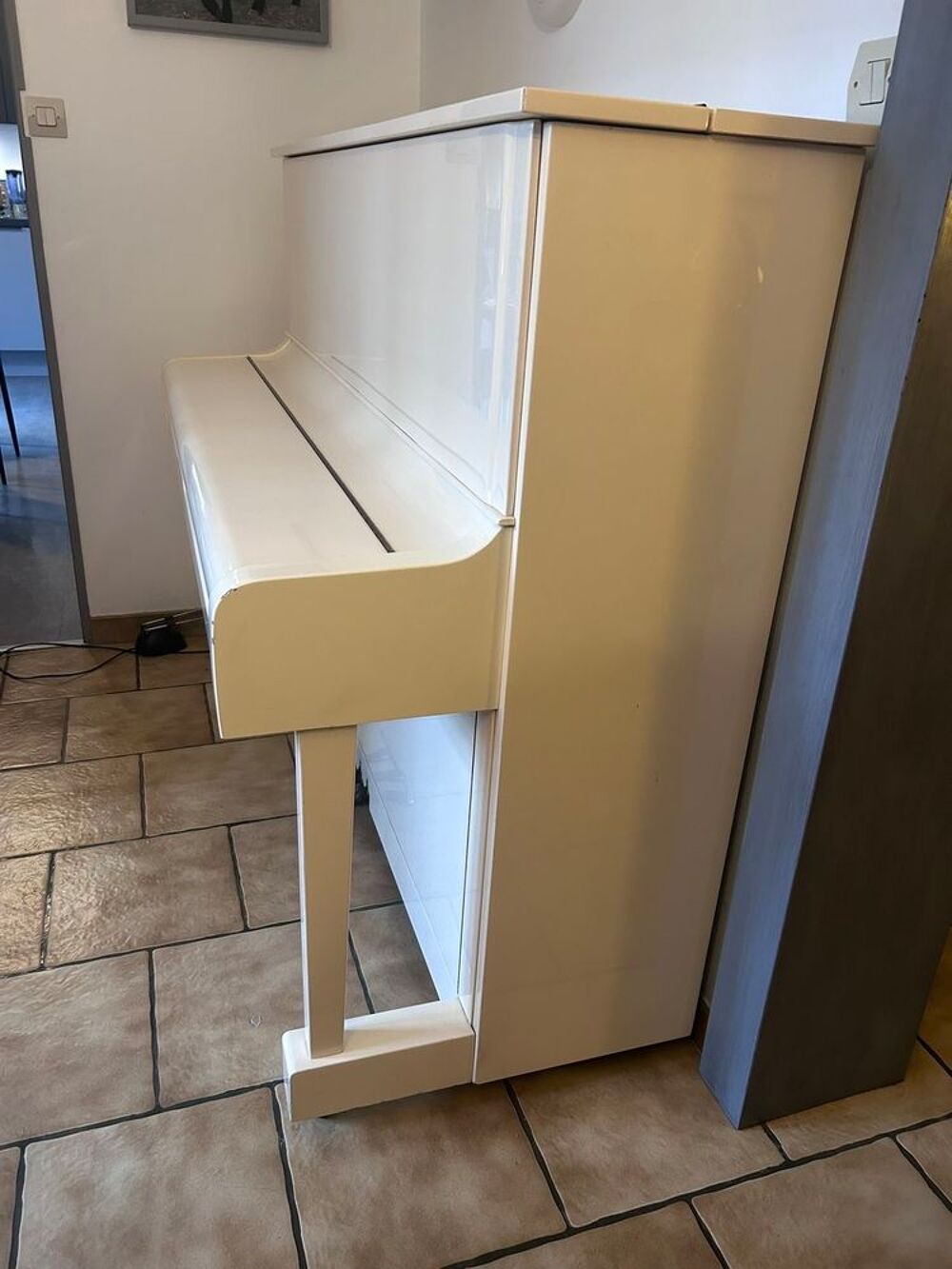 ? Piano droit Choiseul C-2 ? &Eacute;l&eacute;gance fran&ccedil;aise Instruments de musique