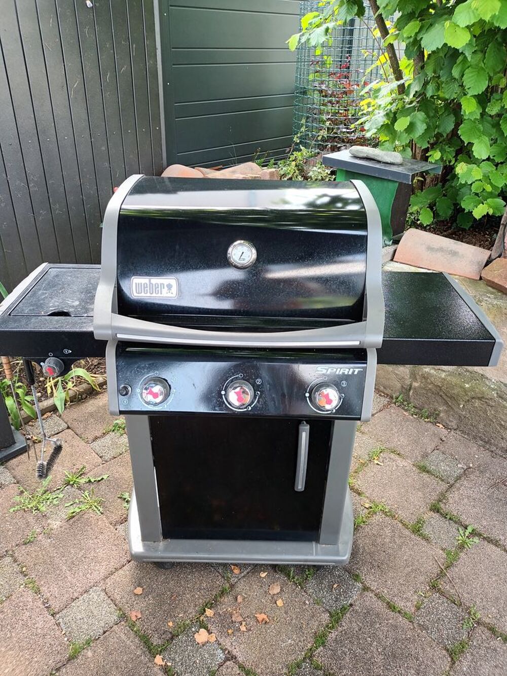 barbecue &agrave; gaz Weber Jardin
