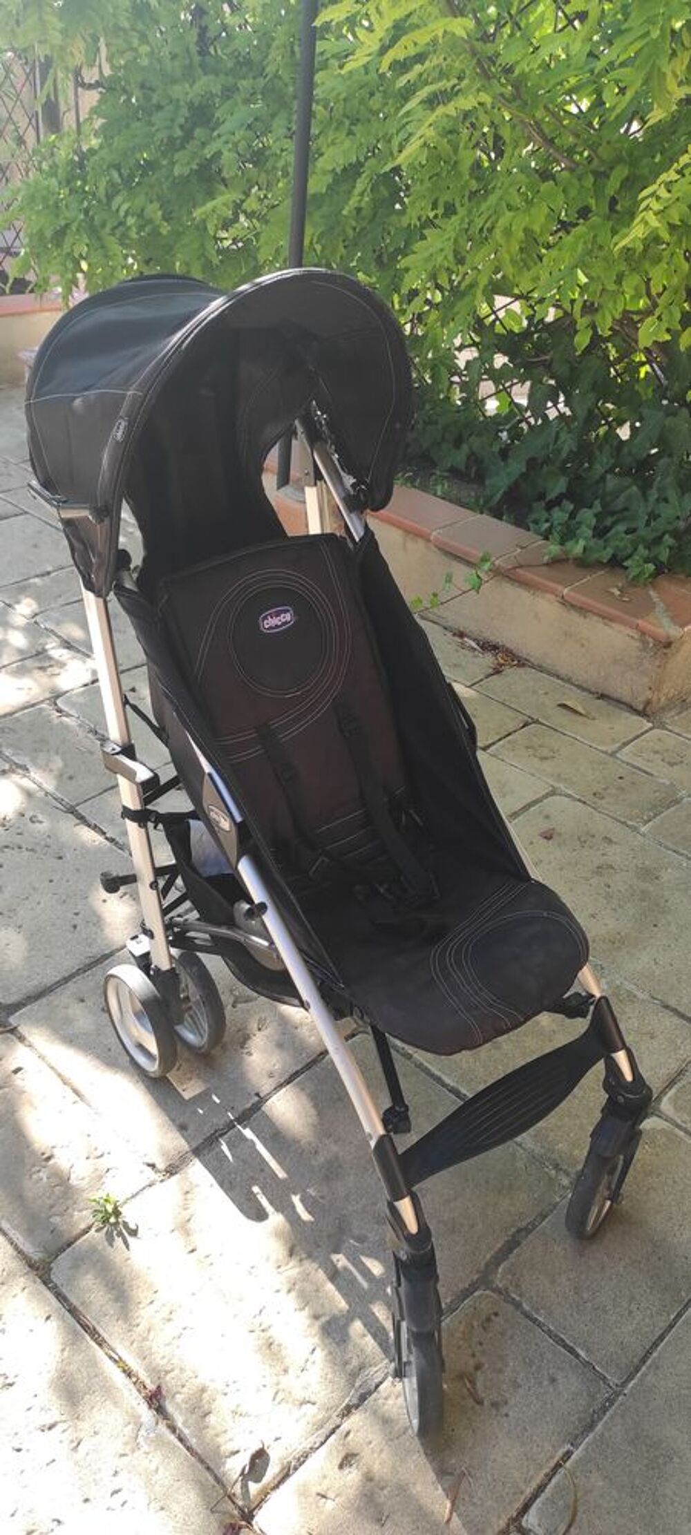 POUSSETTE CANNE CHICCO Puériculture