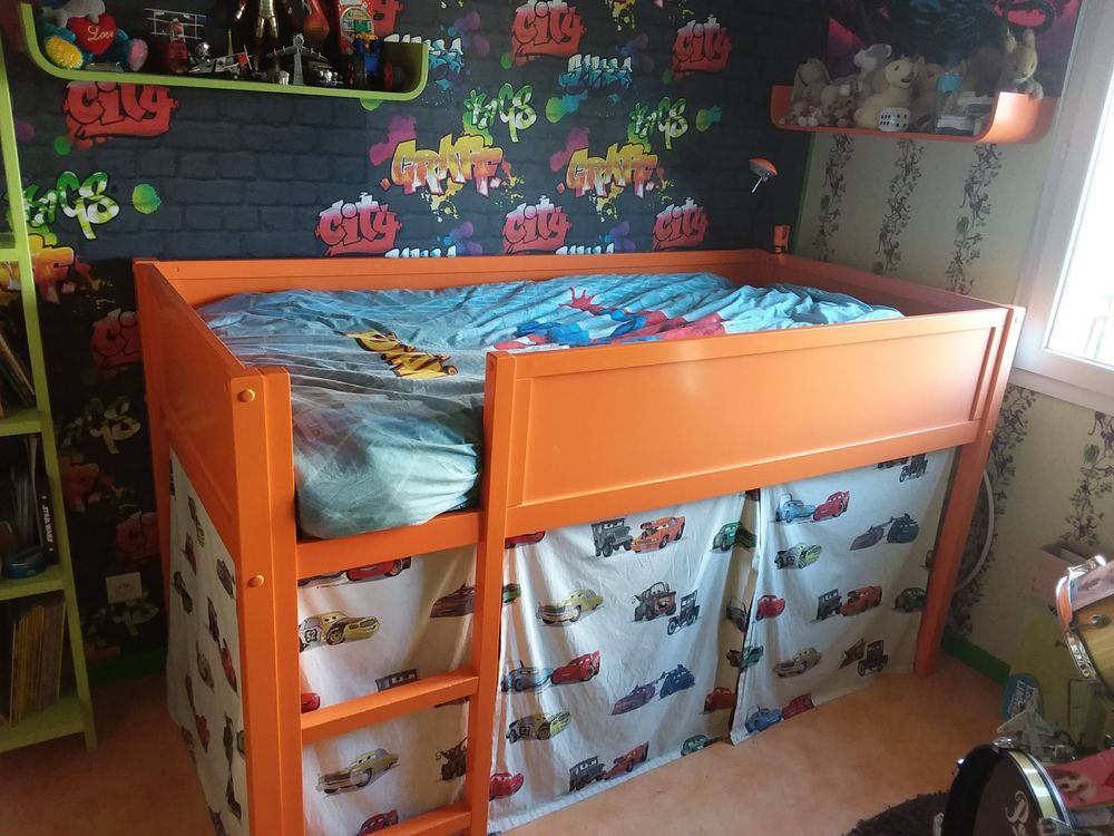 Lit enfant/adolescent sur&eacute;lev&eacute; Mobilier enfants