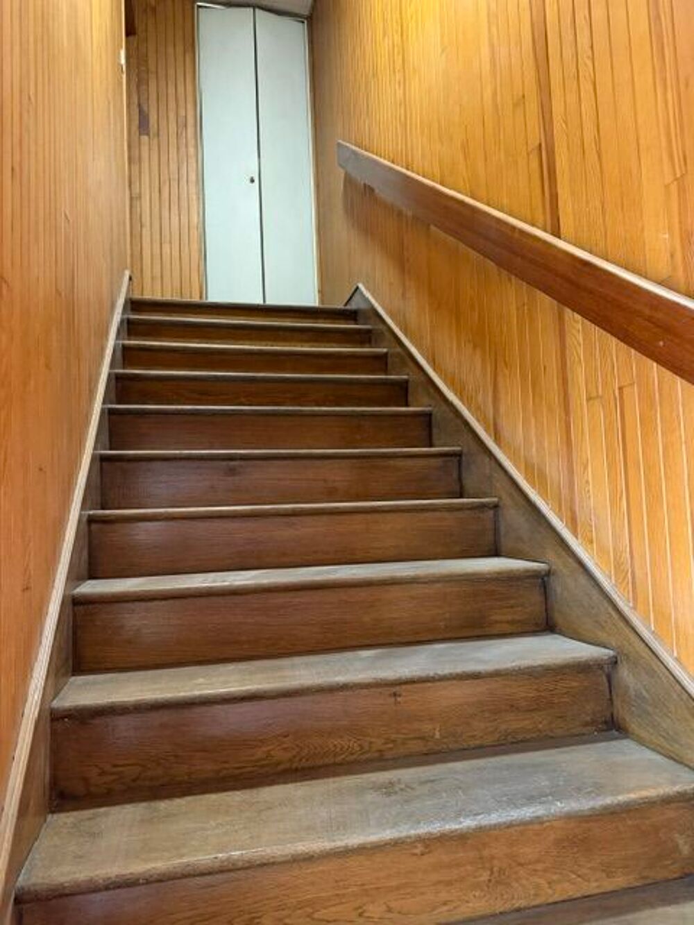 Location Appartement Appartement T3  refait à neuf à l'étage
, Longchamp