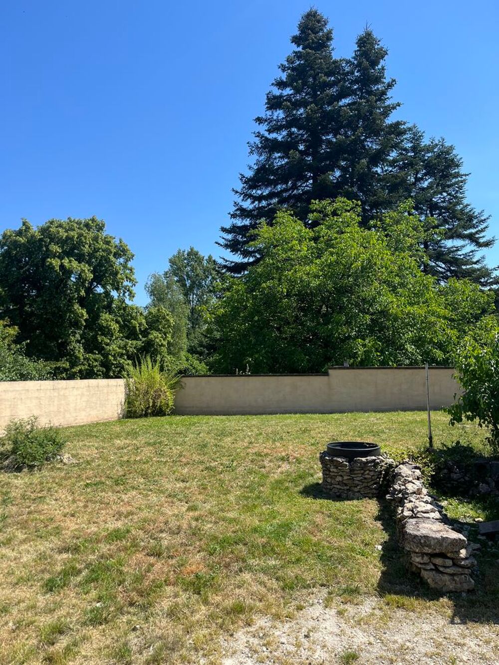 Vente Maison maison en pierre. Pressignac-vicq