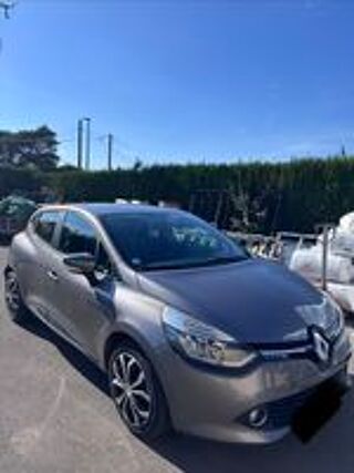 Clio IV dCi 90 Energy SL Iconic 2015 occasion 22100 Tr&eacute;livan