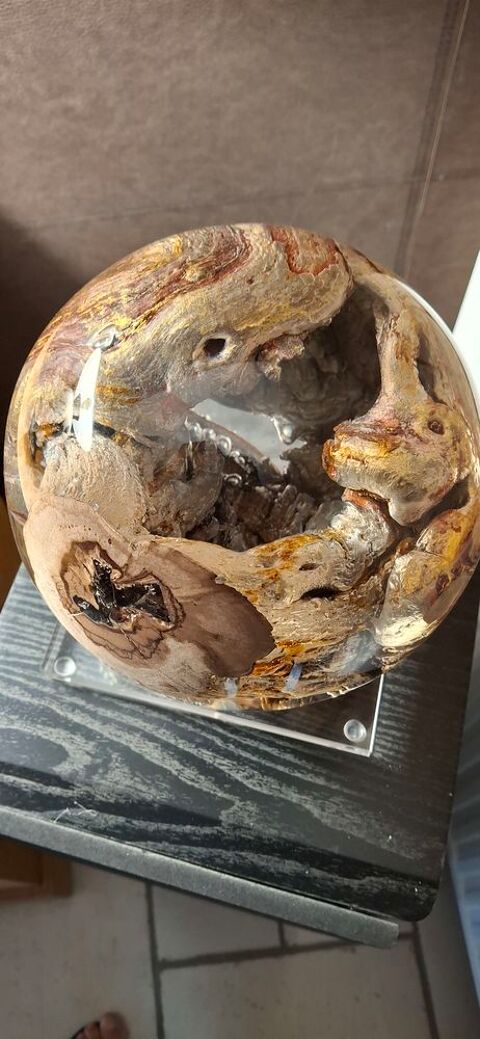 Sculpture de Yann Perrier, en verre organique, pi�ce unique 3500 Pulnoy (54)