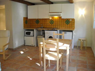  Appartement � louer 1 pi�ce 27 m� Pierrevert