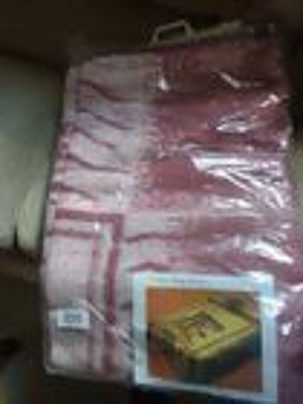 propose couettes,oreillers,draps D�coration