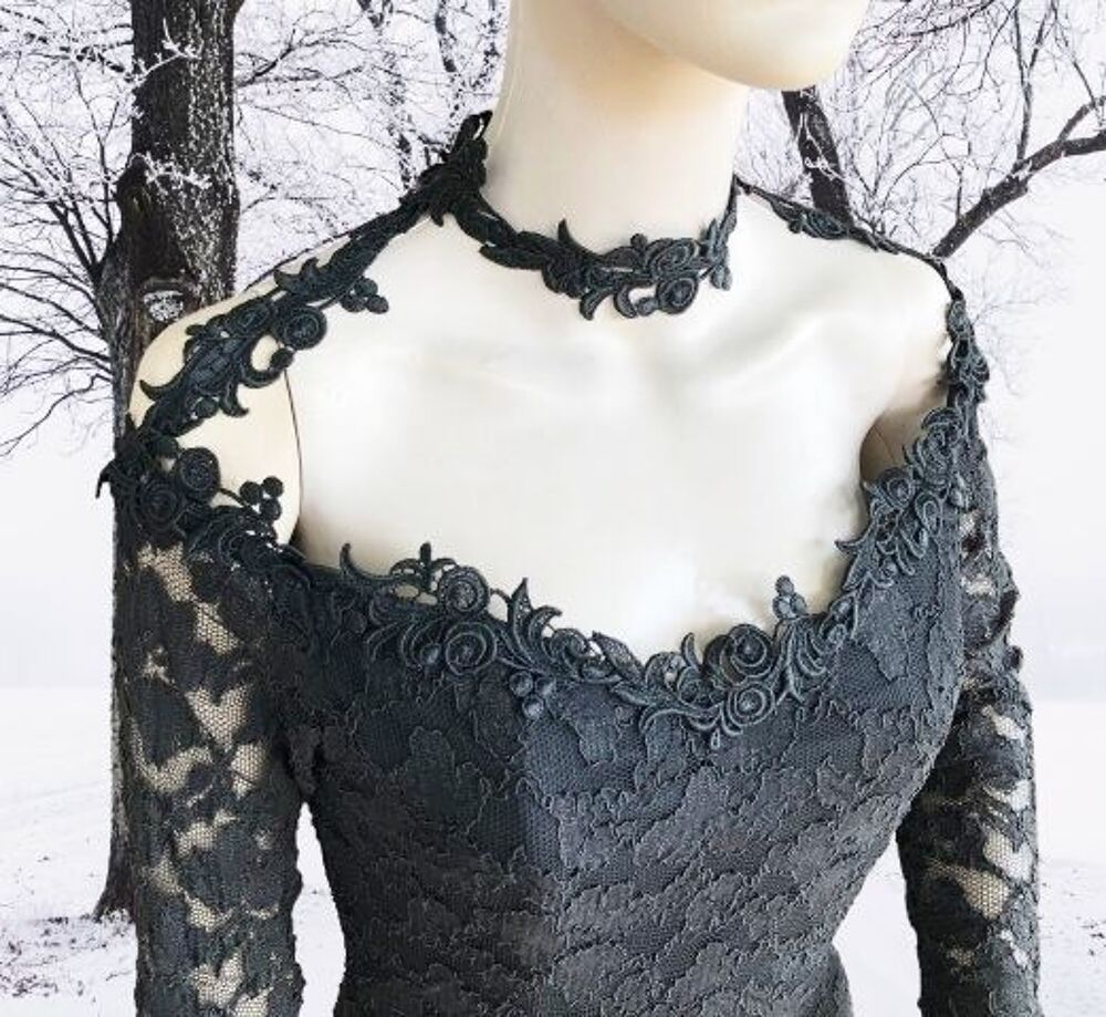 ROBE FOURREAU VINTAGE D&Eacute;COUPE ORIGINALE &amp; DENTELLE FLEURS Vêtements