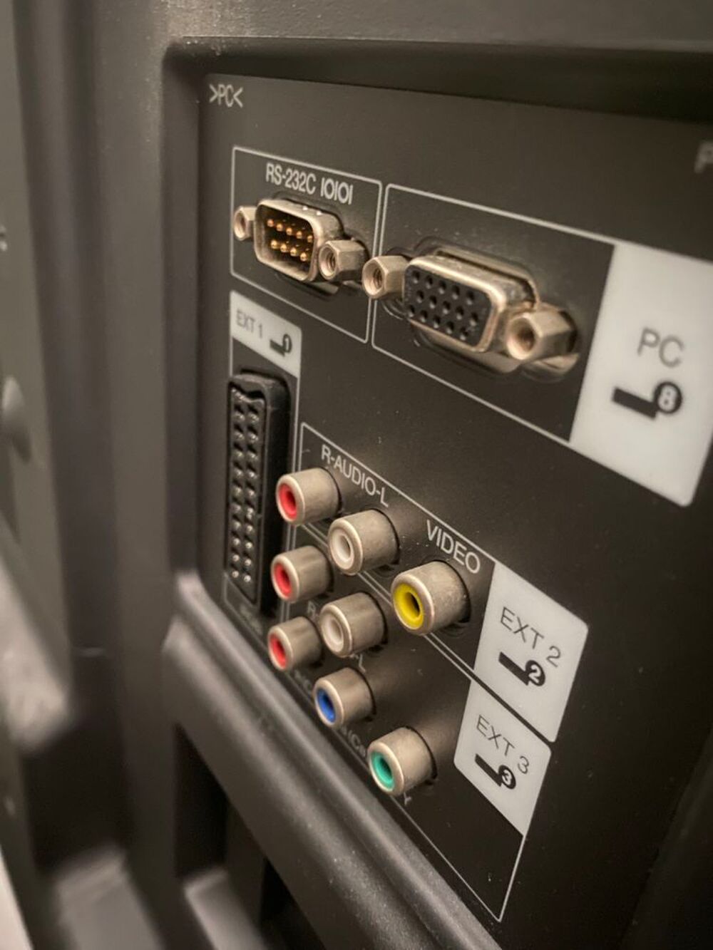 TV led Sharp lc635le 60 pouces Photos/Video/TV