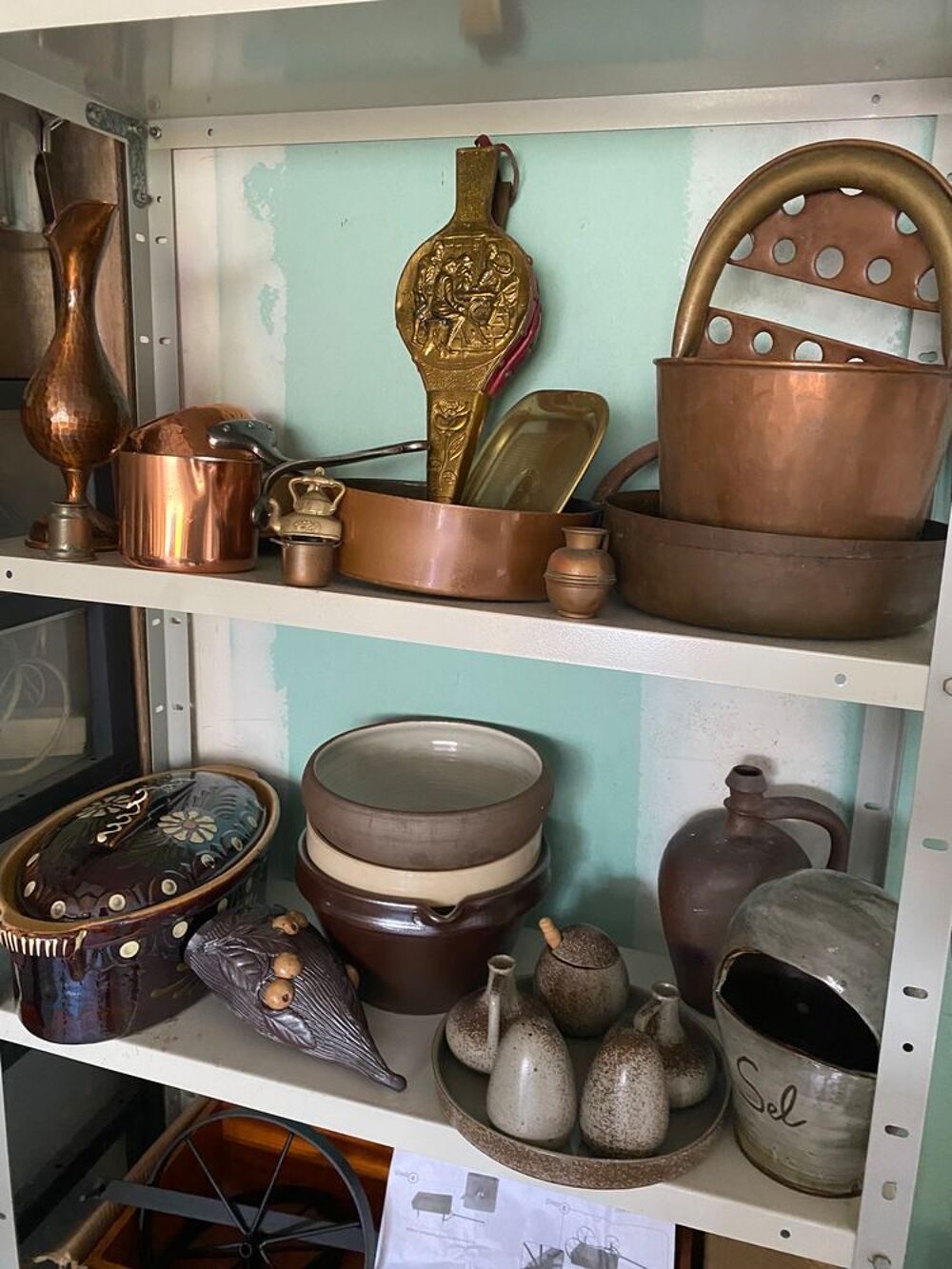 Objets divers (cf description ci-dessous) Décoration