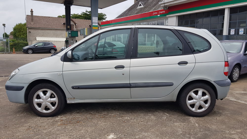 Sc&eacute;nic M&eacute;gane 1.9 DTI RXT 1999 occasion 41500 Cour-sur-Loire