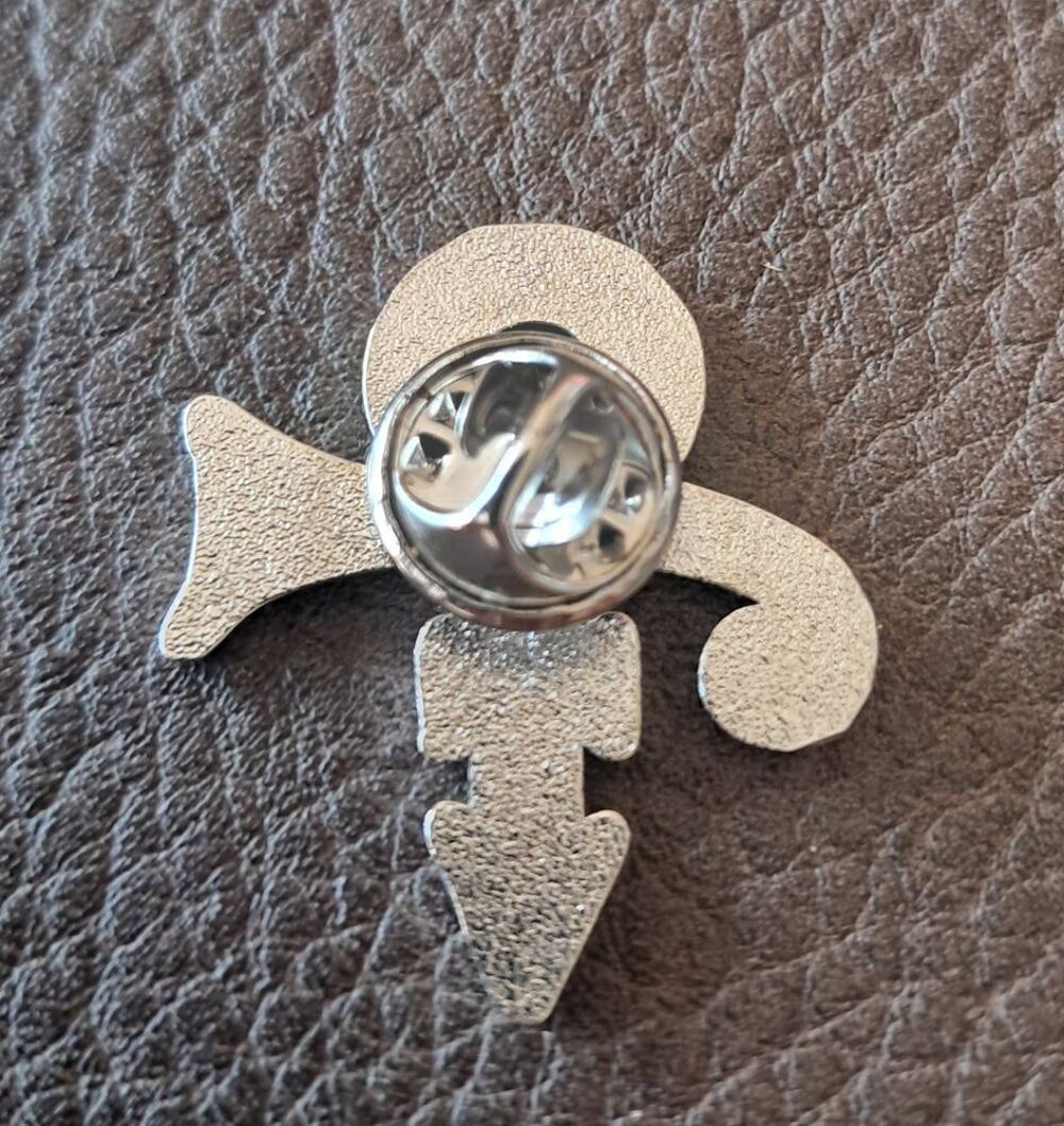 badge broche pin's pins en m&eacute;tal &eacute;maill&eacute; Prince love symbol 