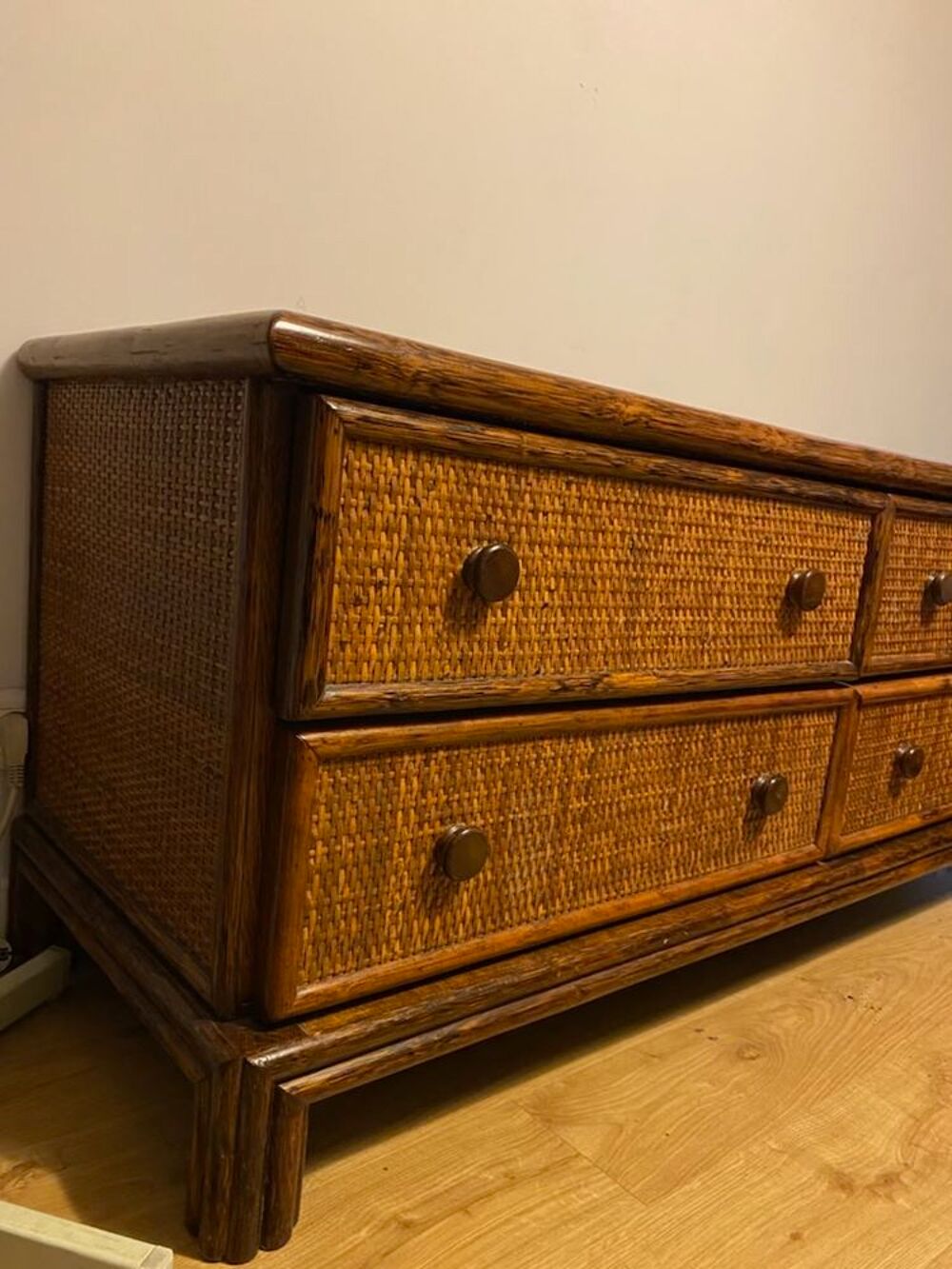 Tr&egrave;s belle commode 4 tiroirs osier / rotin Meubles
