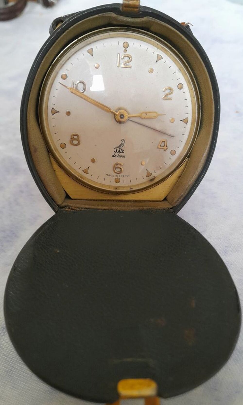 R&eacute;veil de voyage Bijoux et montres