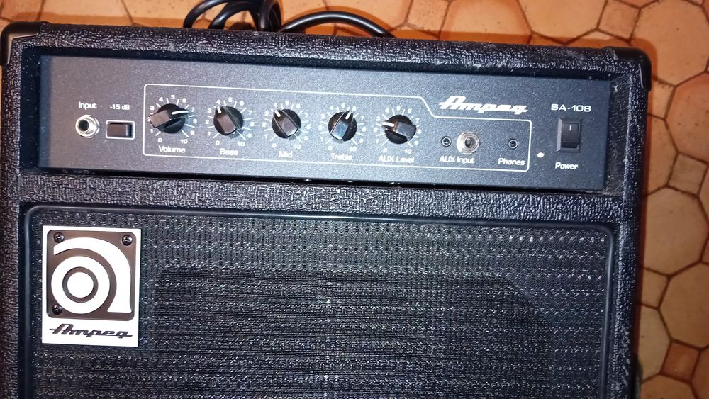 AMPLI AMPEG Audio et hifi