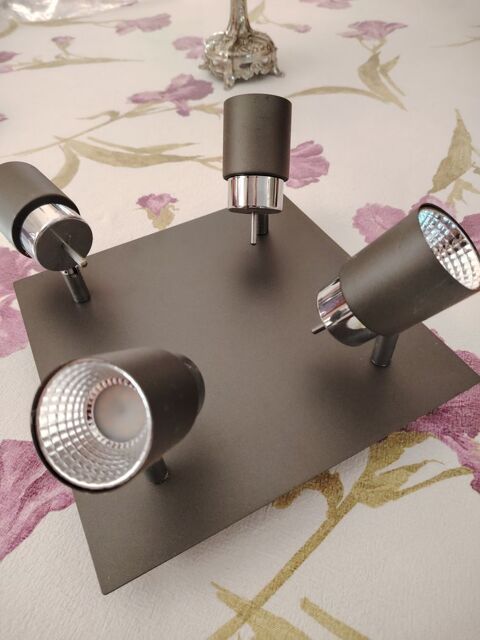 Plafonnier entr�e 25 Le Haillan (33)