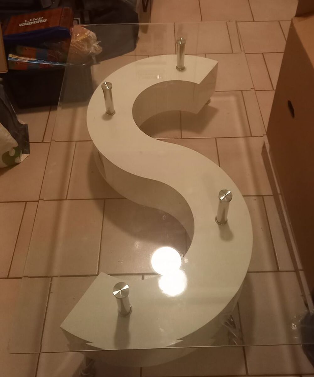 Table basse + 2 tabourets Meubles