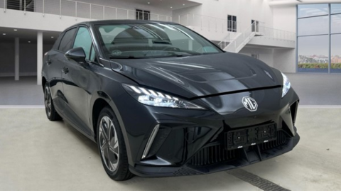 MG MG4 Electric 64kWh - 150 kW 2WD Luxury 2023 occasion &Eacute;pinay-sur-Seine 93800