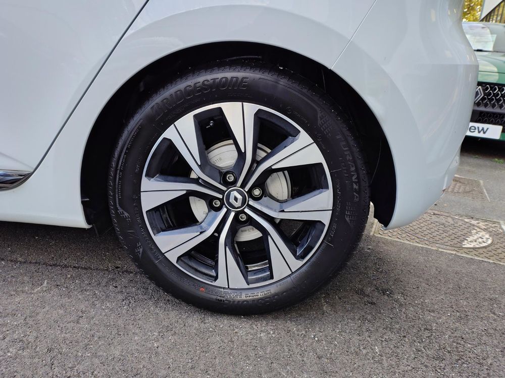 Clio V Clio E-Tech full hybrid 145 Evolution 2023 occasion 95100 Argenteuil