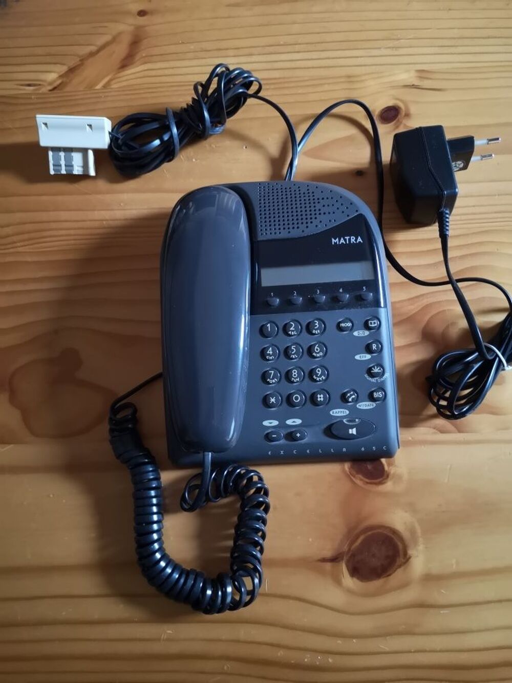 T&eacute;l&eacute;phone fixe MATRA Tlphones et tablettes
