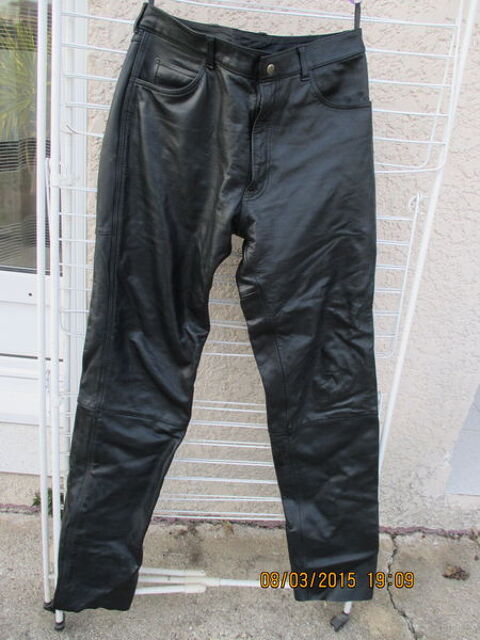 pantalon cuir taille 42/44 30 Montpellier (34)