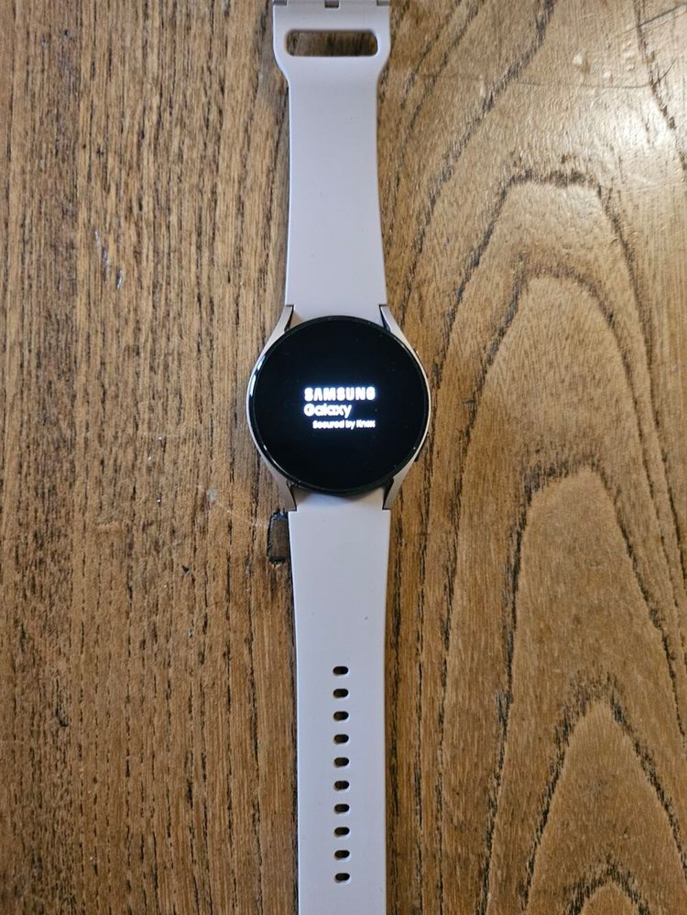 Telephone avec montre connect&eacute; Téléphones et tablettes