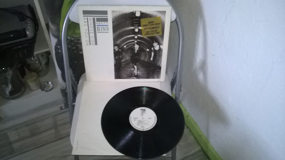Vinyle Matt bianco - whose side are you on
1984
CD et vinyles