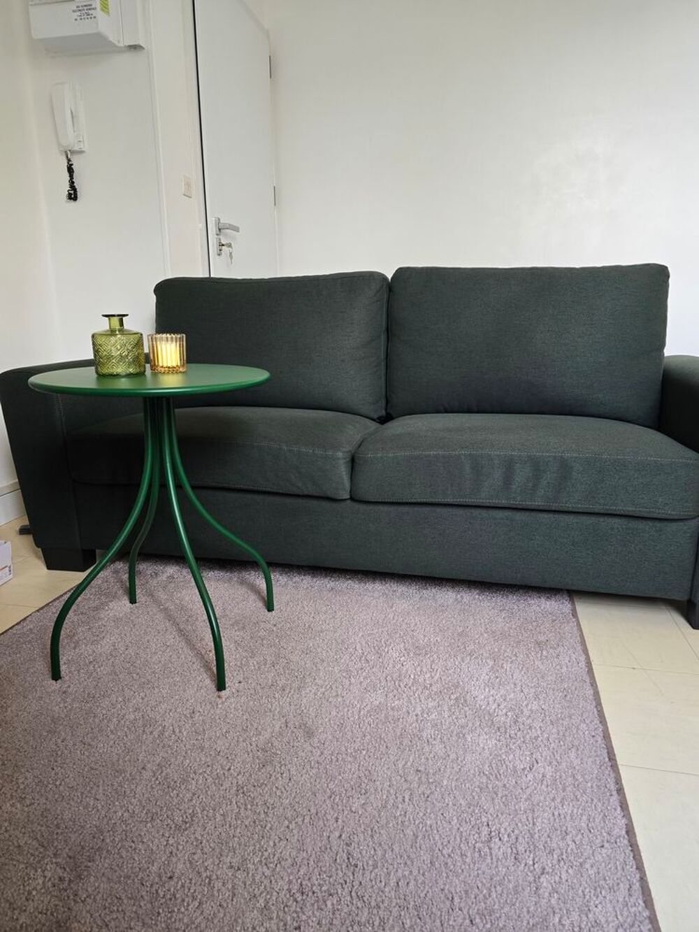 Canap&eacute; fixe trois places Meubles
