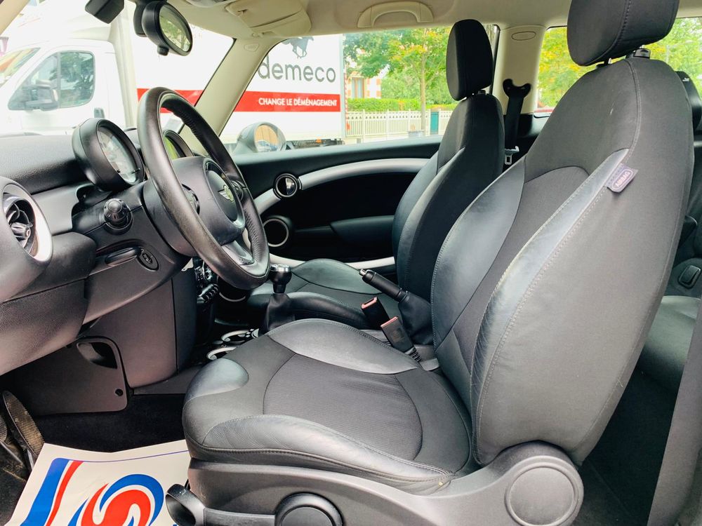 Cooper D Hatch D 112 ch Cooper (5 CV) 2010 occasion 78800 Houilles