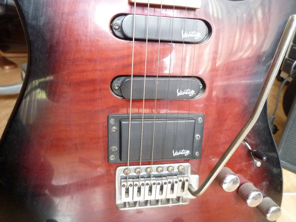 Guitare electrique enchanteresse Instruments de musique