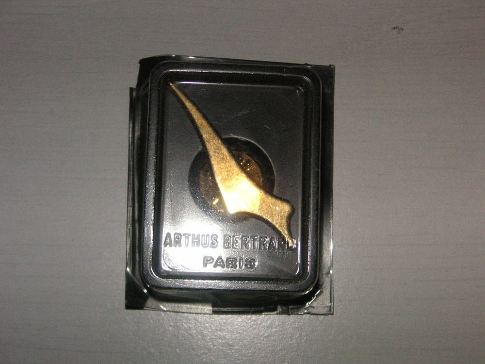 Pin's Police CSP Thiais DDPN 94 - Arme Revolver Pistolet Gun - Zamac