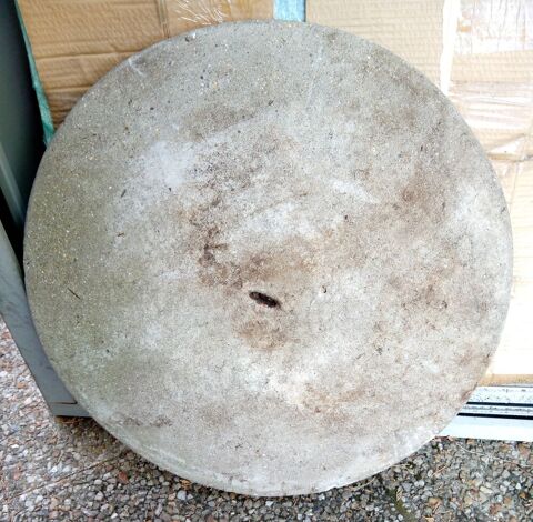 couvercle de regard rond diamètre 58.8 cm Beauchamp (95)