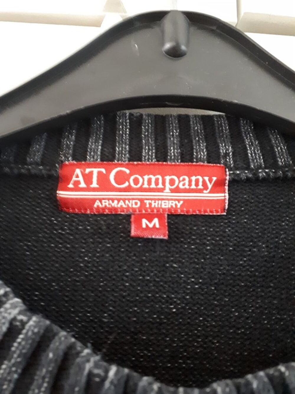 Pull/Sweat A. THIERY - M - NEUF SANS &Eacute;TIQUETTE - 12 EUROS Vêtements