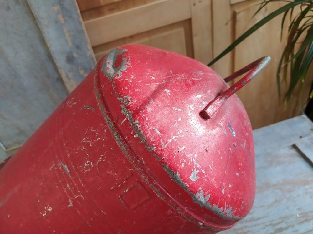 Ancien Seau Incendie Pompier Collection D&eacute;co Industrielle 