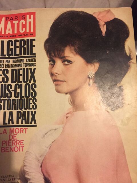 Paris  Match:Claudia Cardinale � la une 3 Soissons (02)