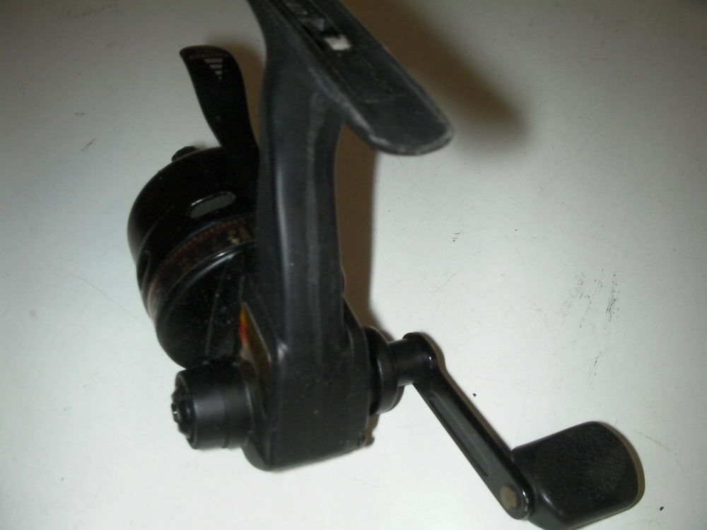 Moulinet lancer l&eacute;ger DAIWA ST10 Sports
