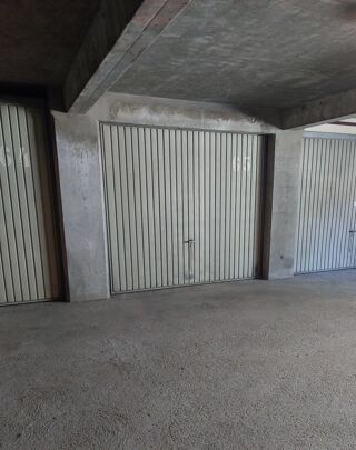  Parking / Garage à louer 13 m² Grenoble