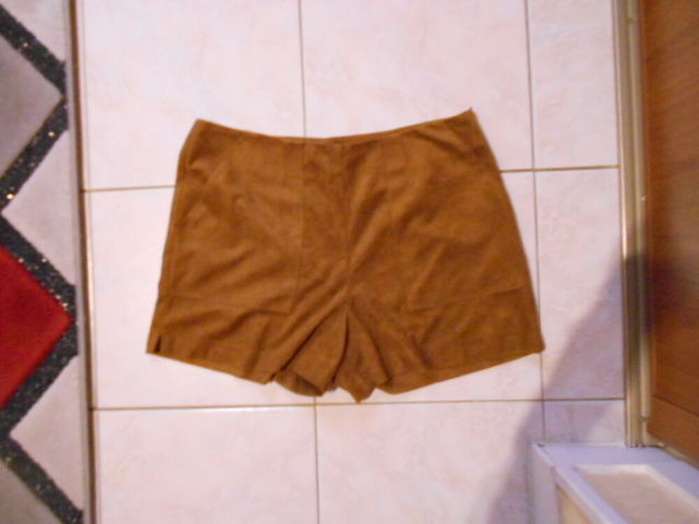 short taille 42 Vêtements