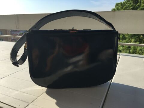 Sacs a mains et pochettes 10 Antibes (06)