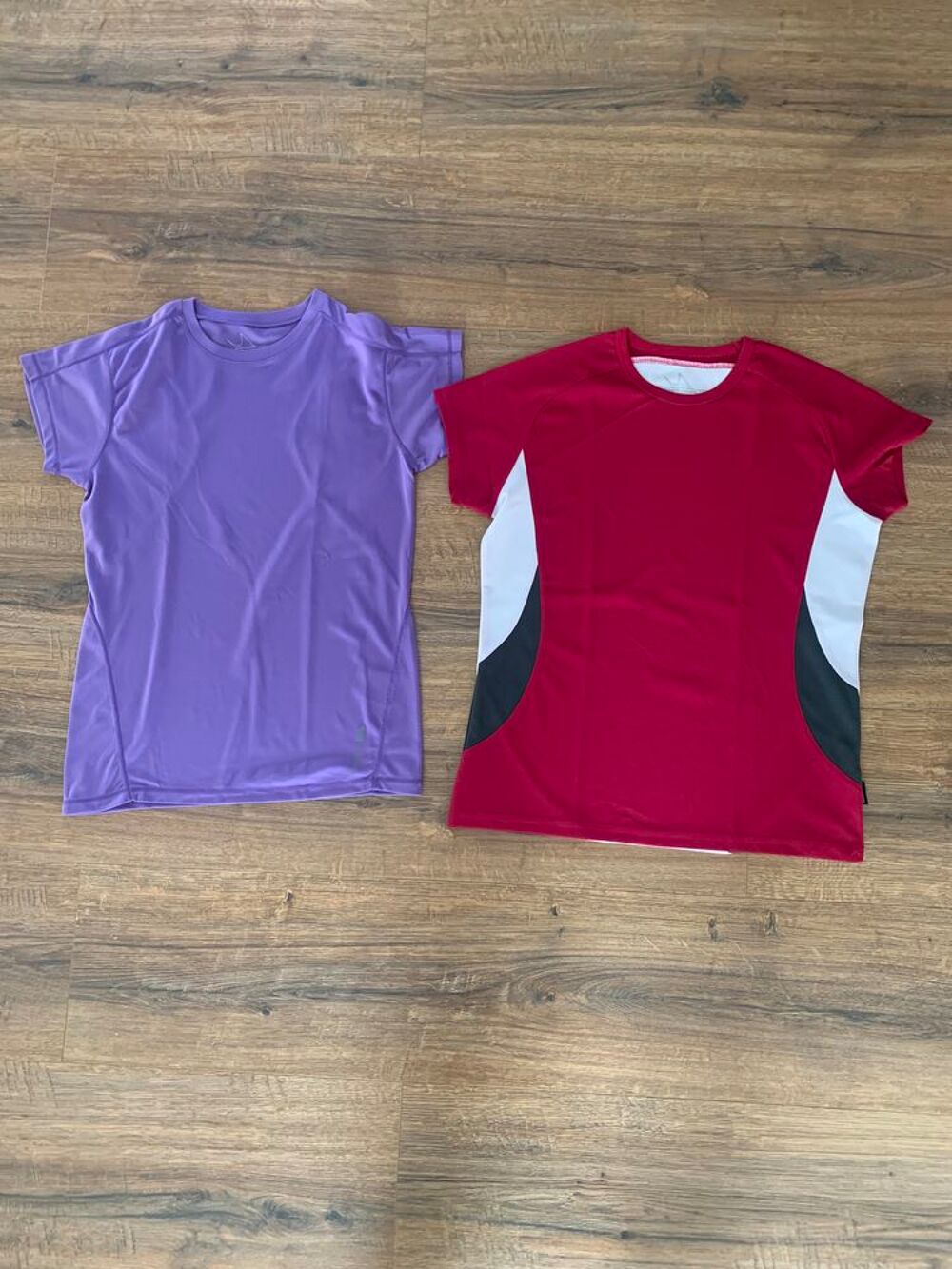 Lot de 2 tee shirt de sport femme " Trespass " Vêtements