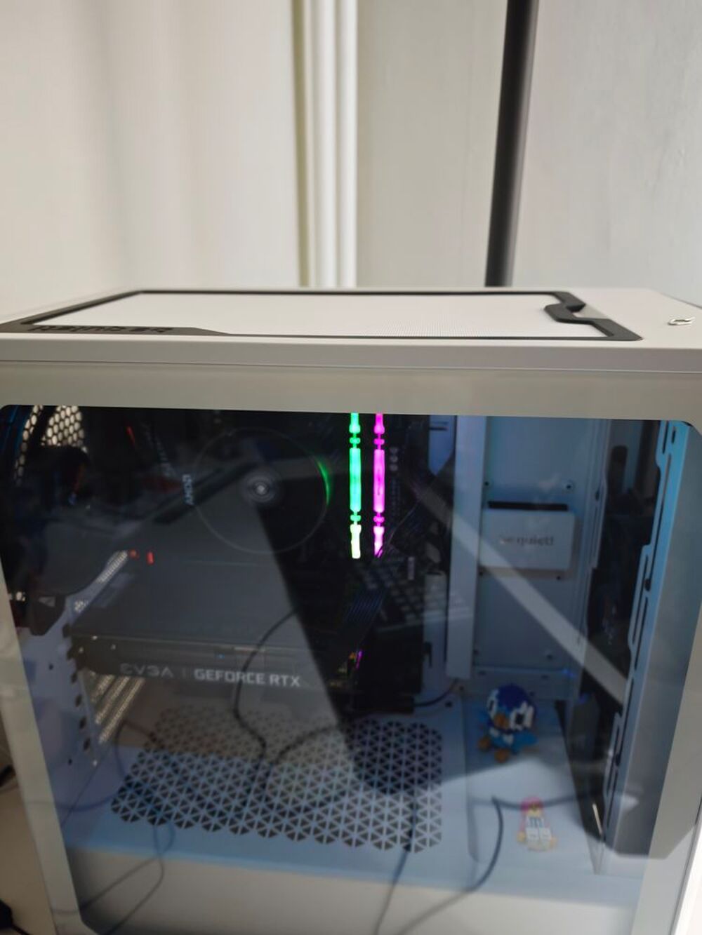  PC gamer bo&icirc;tier blanc Matériel informatique