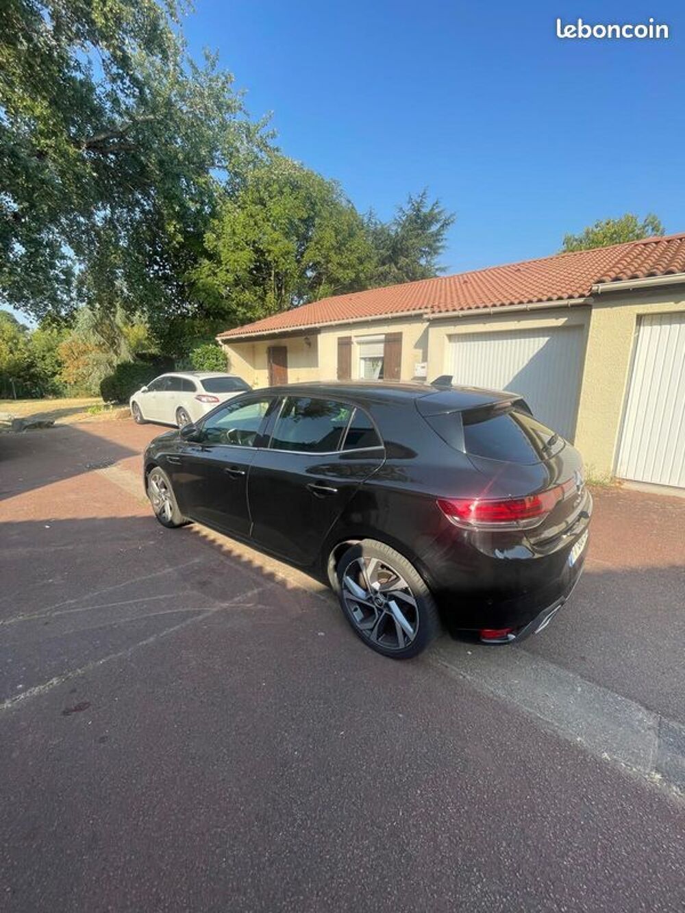 Megane IV M&eacute;gane IV Berline Blue dCi 115 EDC R.S. Line 2021 occasion 44200 Nantes