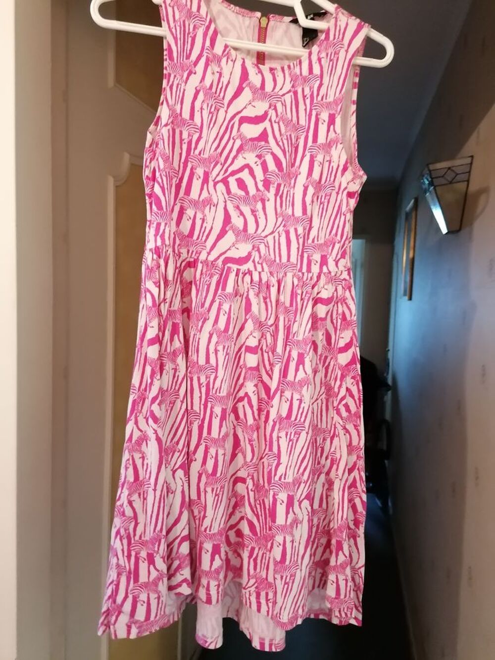 Robe courte ss manches Vêtements
