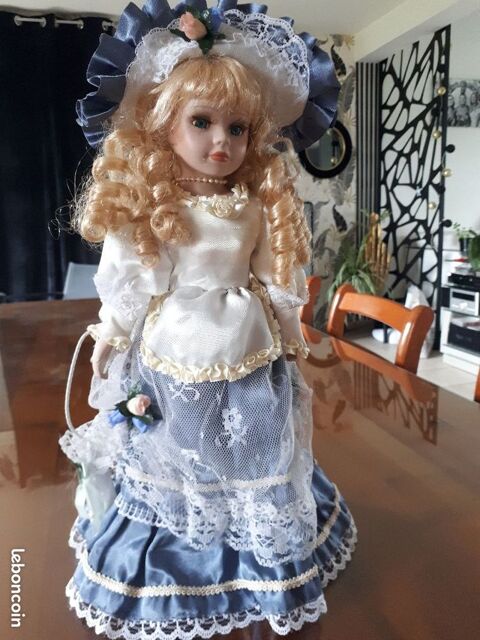 Poup�e collection 20 Sens-de-Bretagne (35)