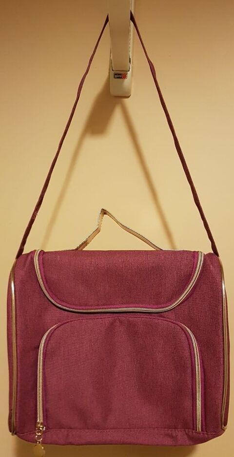 Trousse de toilette 10 Marignane (13)